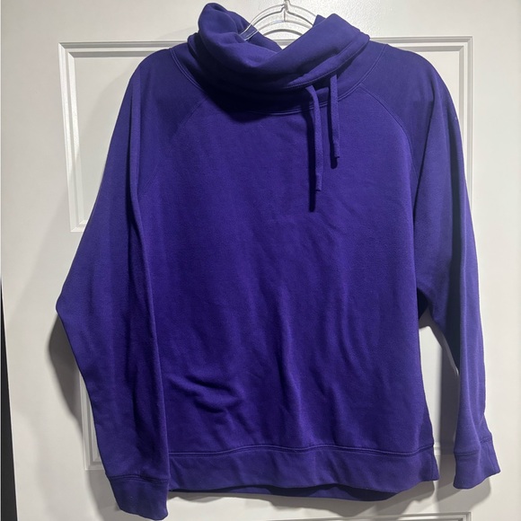 Nike Women’s Purple Cowl Neck Sweater Size Large - Picture 1 of 4
